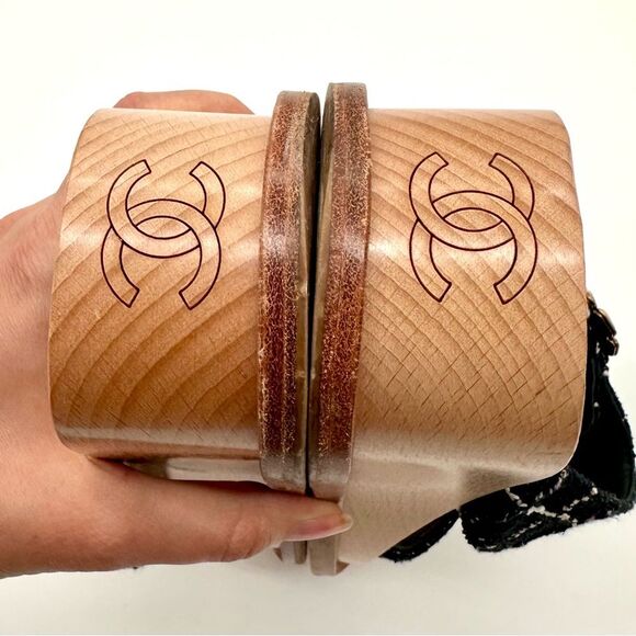 Chanel CC Logo Tweed Flat Wooden Slip -On Mules Sandals In Black  EU 39 US 8-8.5 - Picture 10 of 11